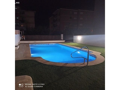 Apartamento en Cunit con licencia turística para entrar a vivir con parking y piscina comunitaria