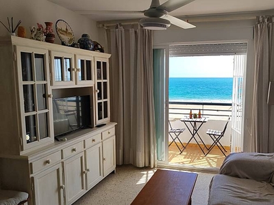 Apartamento para 8 personas en 1a línea de playa