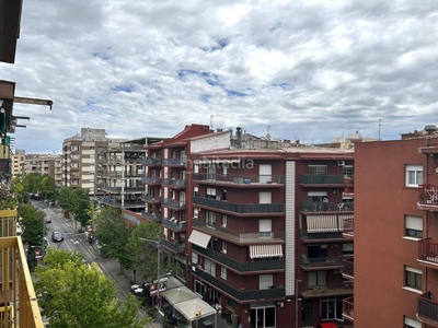 Ático ¡ gran ático en la avenida principal con vistas a montaña! en Mataró