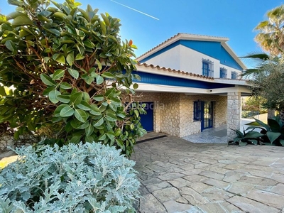 Casa con 5 habitaciones con parking, piscina, calefacción, aire acondicionado y vistas al mar en Sant Pere de Ribes