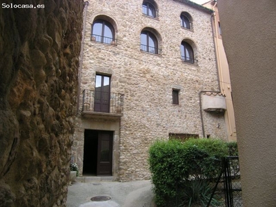 Casa de Pueblo en Venta en Cistella, Girona