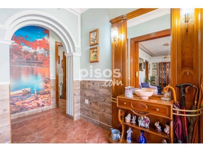 Casa en venta en Calle Isaac Albeniz