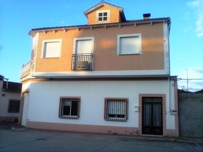 Casa en Venta en Pedrosillo de Alba, Salamanca
