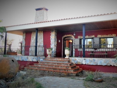 Casa en Venta en Santa Marta, Badajoz