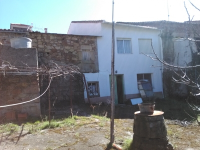 Casa en Venta en Valverde del Fresno, Cáceres