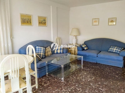 Piso - amplio apartamento con piscina junto a paseo jaime i en Salou