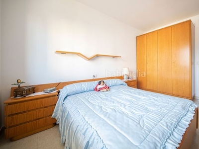 Piso con 4 habitaciones amueblado con ascensor, parking y calefacción en Vilafranca del Penedès