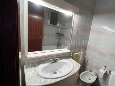 Piso con 4 habitaciones con ascensor en La Gavarra Cornellà de Llobregat