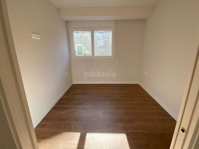 Piso de 3 habitaciones con terraza de 20m² centro en Sabadell