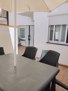 Piso en begonies apartamento con patio a 400m de la playa en Cunit