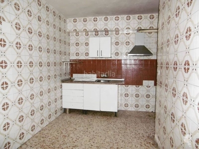 Piso en venta en calle saavedra fajardo, alguazas, murcia en Alcantarilla