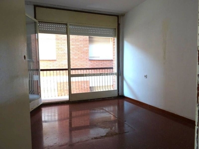 Piso en venta en santa rosa en El Raval Santa Coloma de Gramenet