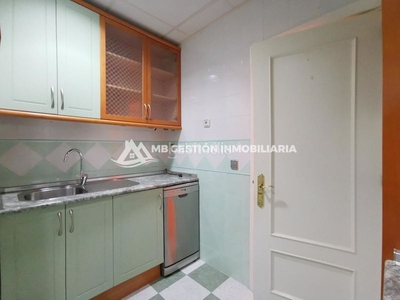 Piso mb gestión inmobiliaria vende vivienda con trastero en zona la serna !!!
oportunidad 149.900€!!! en Fuenlabrada