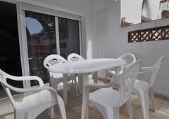 -BEAUTIFUL GROUND FLOOR HOUSE 20 METERS FROM THE BEACH.