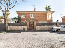 Casa / Villa de 520m² con 459m² de jardín en venta en Sant Just