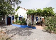 Bonita Casa Rural muy cerca de Granada con piscina