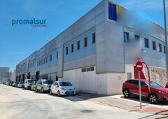 Industrial-unit for sale in Puente Genil