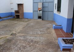 Industrial-unit for sale in Valdepeñas