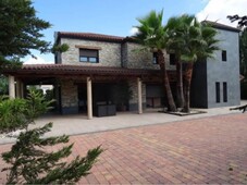Venta Casa unifamiliar en Calle Formentera Petrer. Buen estado con terraza 398 m²
