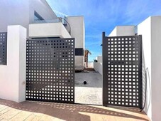 Venta Casa unifamiliar Vélez-Málaga. Con terraza 215 m²