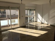 Venta Piso Alginet. Piso de tres habitaciones en Calle rosario bosch 1 11. Buen estado primera planta con terraza