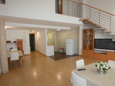 Alquiler de dúplex en Almagro de 1 habitación con terraza y muebles