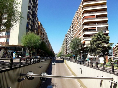 Alquiler de piso en avenida De Andalucía de 4 habitaciones con terraza y muebles