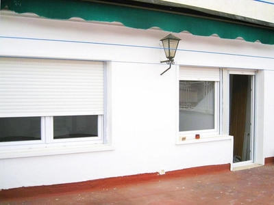 Alquiler de piso en Centro - Salamanca de 5 habitaciones con terraza y muebles