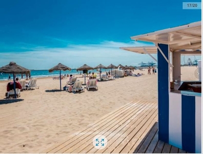 Ático con 3 habitaciones con ascensor, parking, calefacción, aire acondicionado y vistas al mar en Canet d´en Berenguer