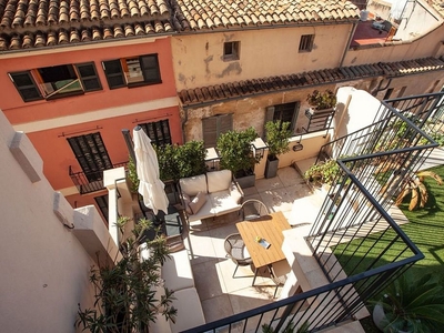 Ático en venta en La Llotja - Sant Jaume con terraza y aire acondicionado
