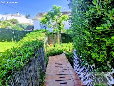 Bonita y acogedora casa de 3 dormitorios con jardin, huerto, parking y piscina