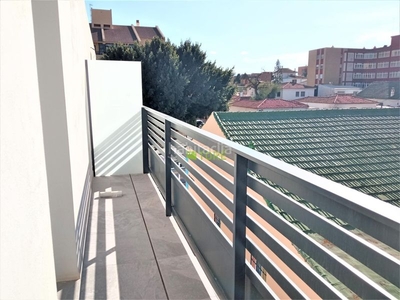 Casa adosada chalet adosado de obra nueva en el camino de antequera con garaje y trastero. última unidad en Málaga