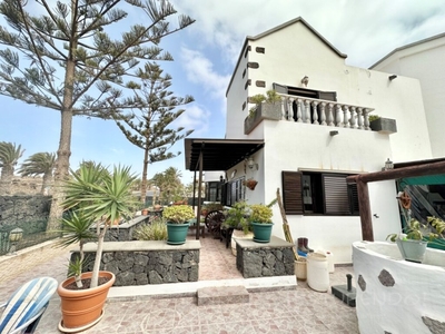 Casa-Chalet en Venta en Teguise (Lanzarote) Las Palmas Ref: CT 8239