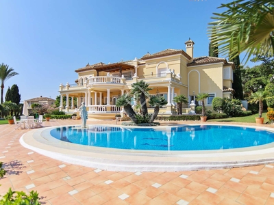 Casa / villa de 953m² en venta en Paraiso, Costa del Sol