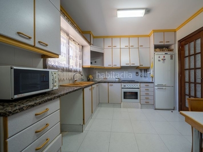 Chalet en carrer empordà casa unifamiliar en parcela de 2139m² en Begues