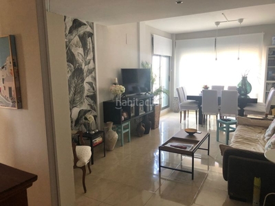 Piso con 2 habitaciones con ascensor, piscina, calefacción, aire acondicionado y vistas a la montaña en Oliva