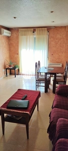 Piso con 3 habitaciones con aire acondicionado en Numancia de la Sagra