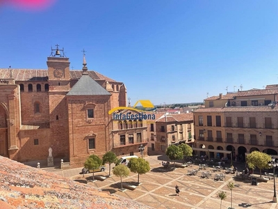 Piso en alquiler en Villanueva de los Infantes de 1 habitación con muebles y balcón