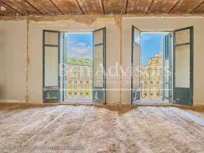 Piso fabuloso piso de lujo en finca regia totalmente rehabilitada del eixample. en Barcelona
