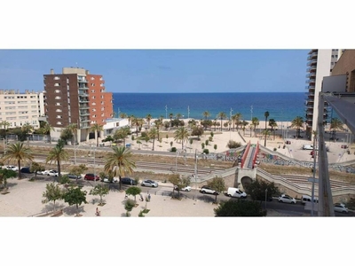 Venta Ático en Plaza del Vaixell Maria Assumpta Badalona. Buen estado plaza de aparcamiento con balcón