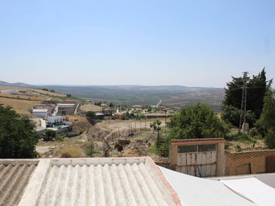 Venta Piso Aguilar de La Frontera. Piso de tres habitaciones Primera planta con terraza