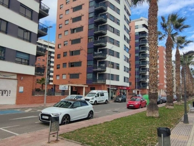 Venta Piso Castellón de la Plana - Castelló de la Plana. Piso de cuatro habitaciones en Vicente Blasco IbaÑez. Primera planta con terraza