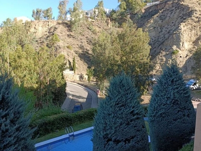 Venta Piso Cenes de La Vega. Piso de dos habitaciones en cerro del oro. Con terraza