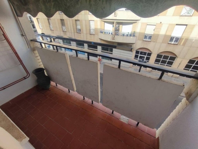 Venta Piso en Alonso El Sabio 2. Córdoba. Segunda planta con terraza