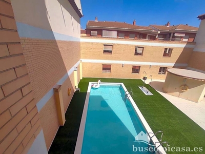 Venta Piso Linares. Piso de dos habitaciones en Travesia ODonnell. Buen estado segunda planta con terraza