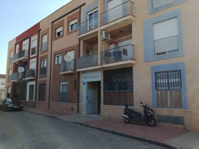 Venta Piso Murcia. Piso de dos habitaciones en Calle JACINTO BENAVENTE. A reformar