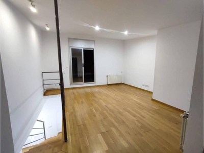 Venta Piso Terrassa. Piso de tres habitaciones Buen estado segunda planta con terraza