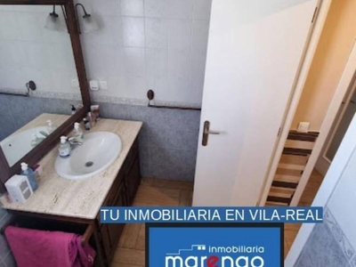 Venta Piso Vila-real. Muy buen estado segunda planta plaza de aparcamiento con balcón