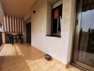 Venta Piso Vilanova i la Geltrú. Piso de cuatro habitaciones Con terraza