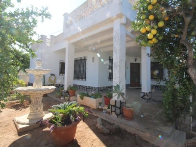 Casa con terreno en Cartagena
